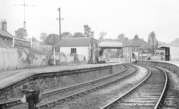 Radstock Station (GWR) Lens of Sutton